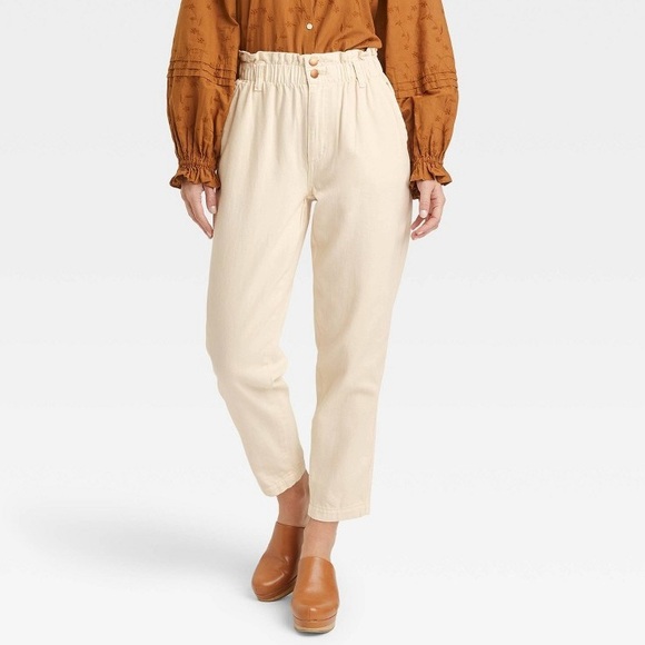 Universal Thread Pants - Universal Thread White Cinch Waist High Rise Denim Paperbag Ankle Pants size 6